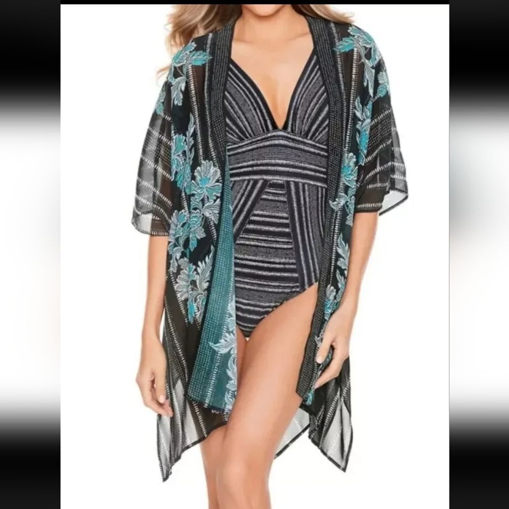Miraclesuit Mendhika Print Silver Gray Beach Wrap One Size
